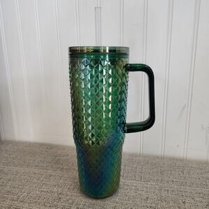 NWOT Iridescent Water Bóttle